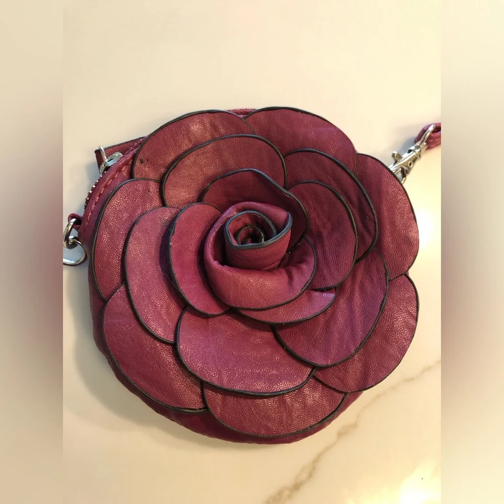 Rose Crossbody Faux Leather Crossbody / Clutch Purse OS